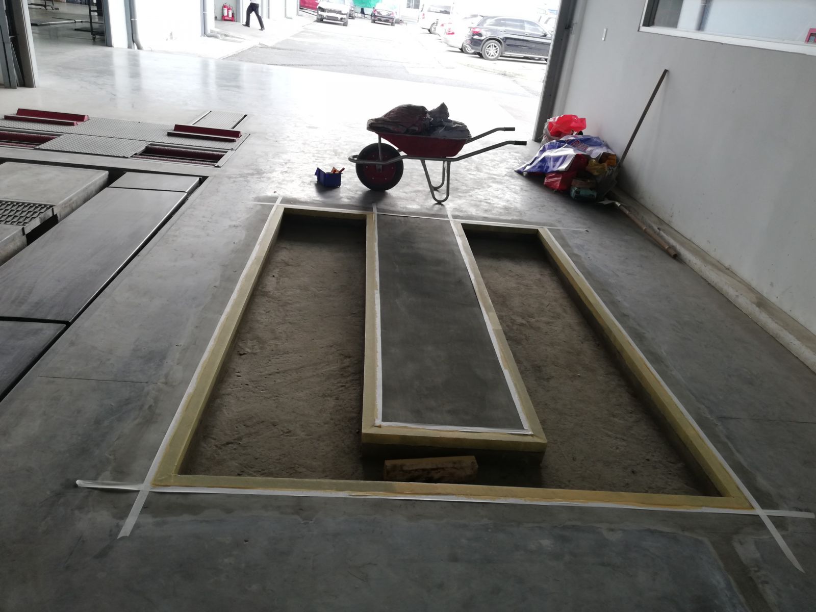 Cầu nâng ô tô cắt kéo kiểu xếp HESHBON HL-32X CE