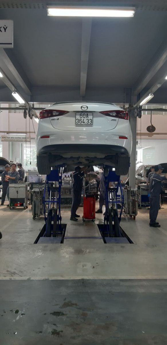 Cầu nâng ô tô cắt kéo kiểu xếp HESHBON HL-32X CE